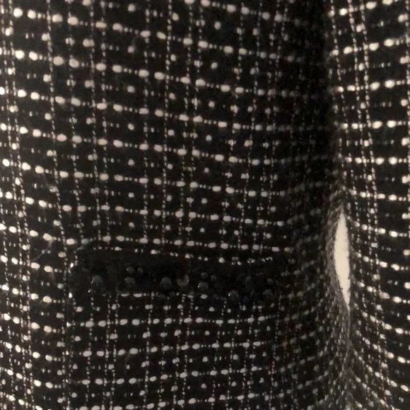 Women's Black and White Tweed Jacket - Picture 10 of 14